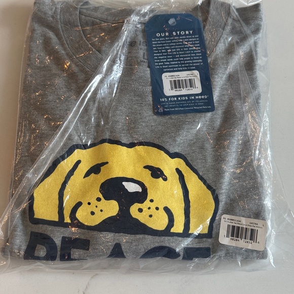 Life is Good “Peace Love Dogs” Crusher Tee Shirt Size: large Color: gray - Picture 10 of 11